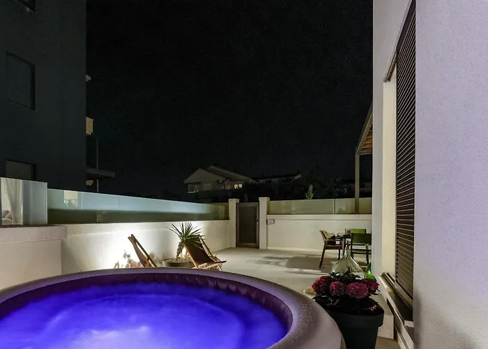 Апартаменты Lunula Задар