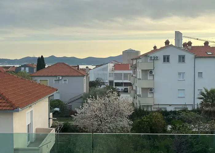 Lunula Апартаменты