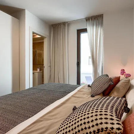 Apartment Lunula Zadar